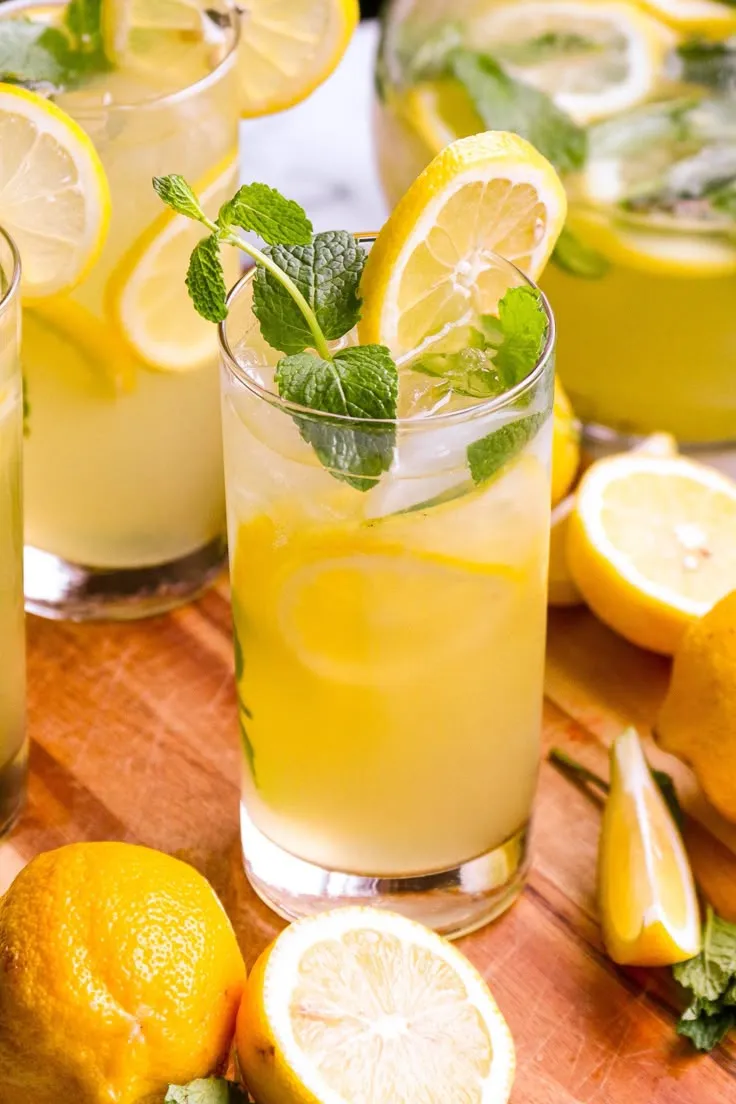 Lemon juice photo