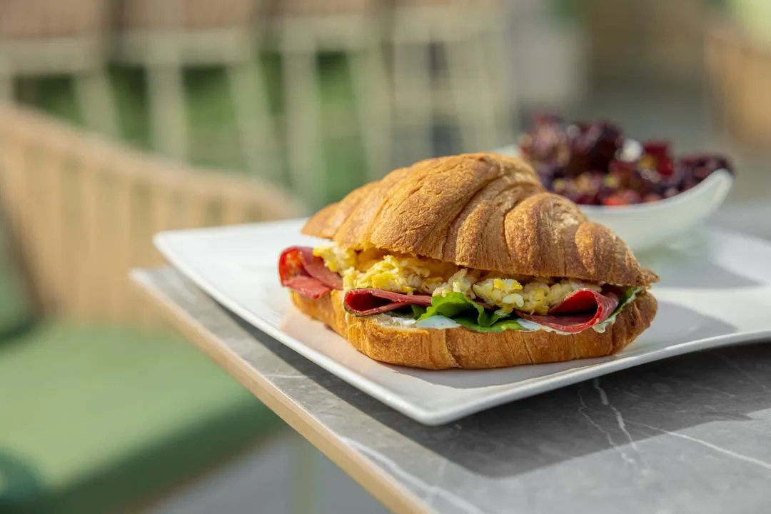 Amsterdam Croissant