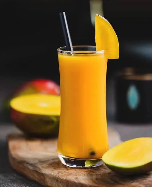 Mango juice photo